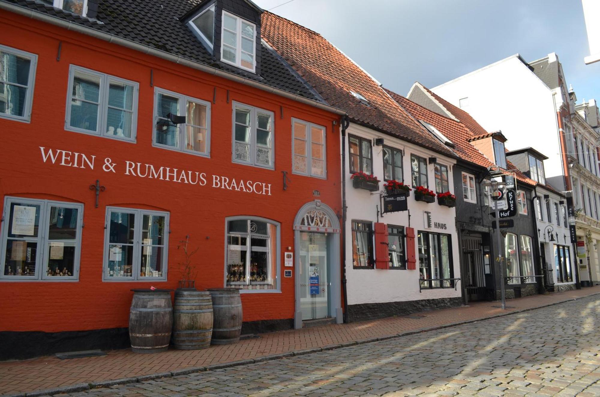 Villa Rosa - Charmante, Grosse Altbauwohnung Flensburg Ngoại thất bức ảnh