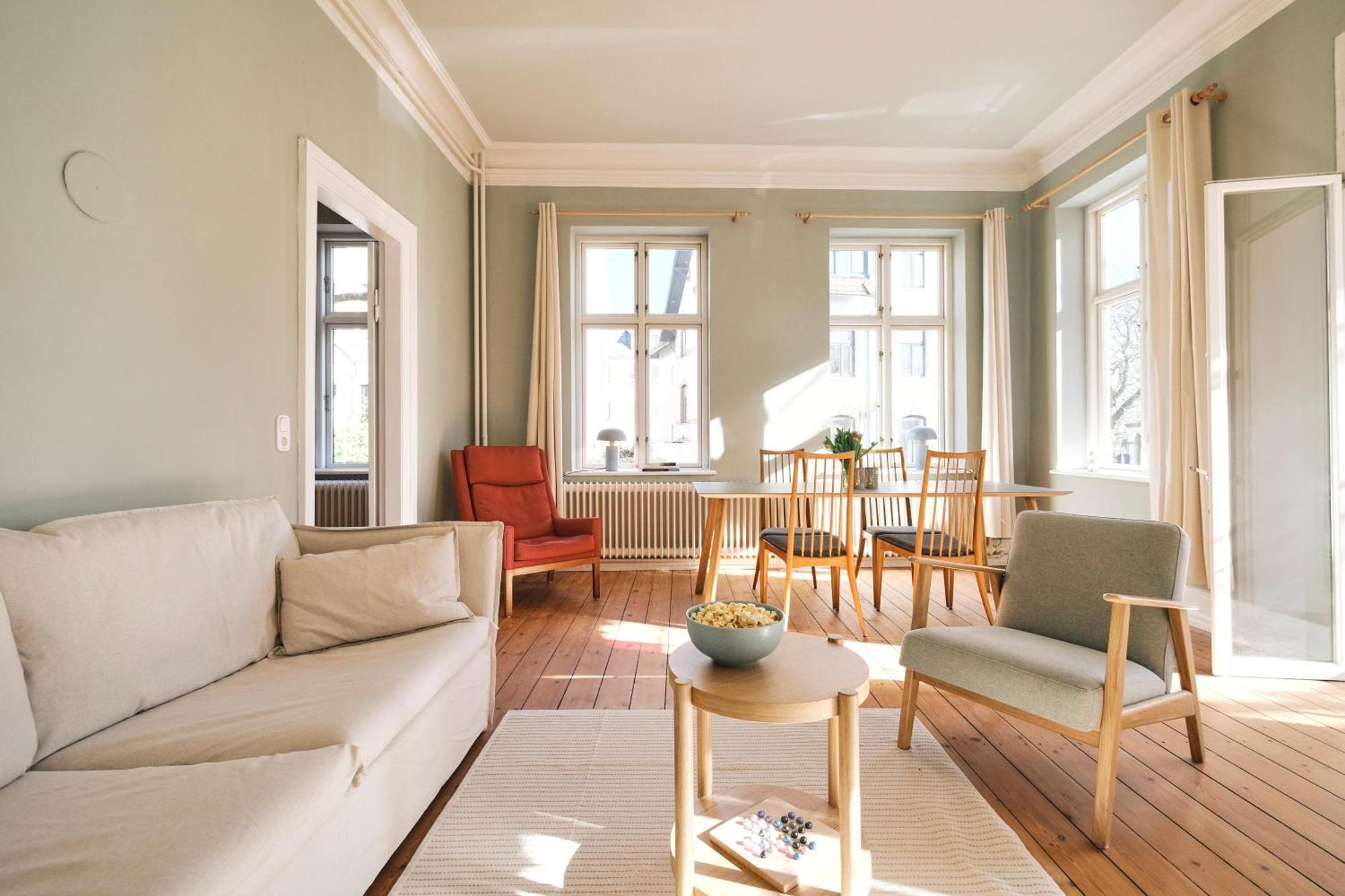 Villa Rosa - Charmante, Grosse Altbauwohnung Flensburg Ngoại thất bức ảnh